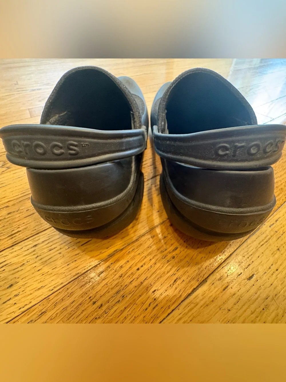 CROCS troika suede brown and Black Slip-On Clogs with Backstrap